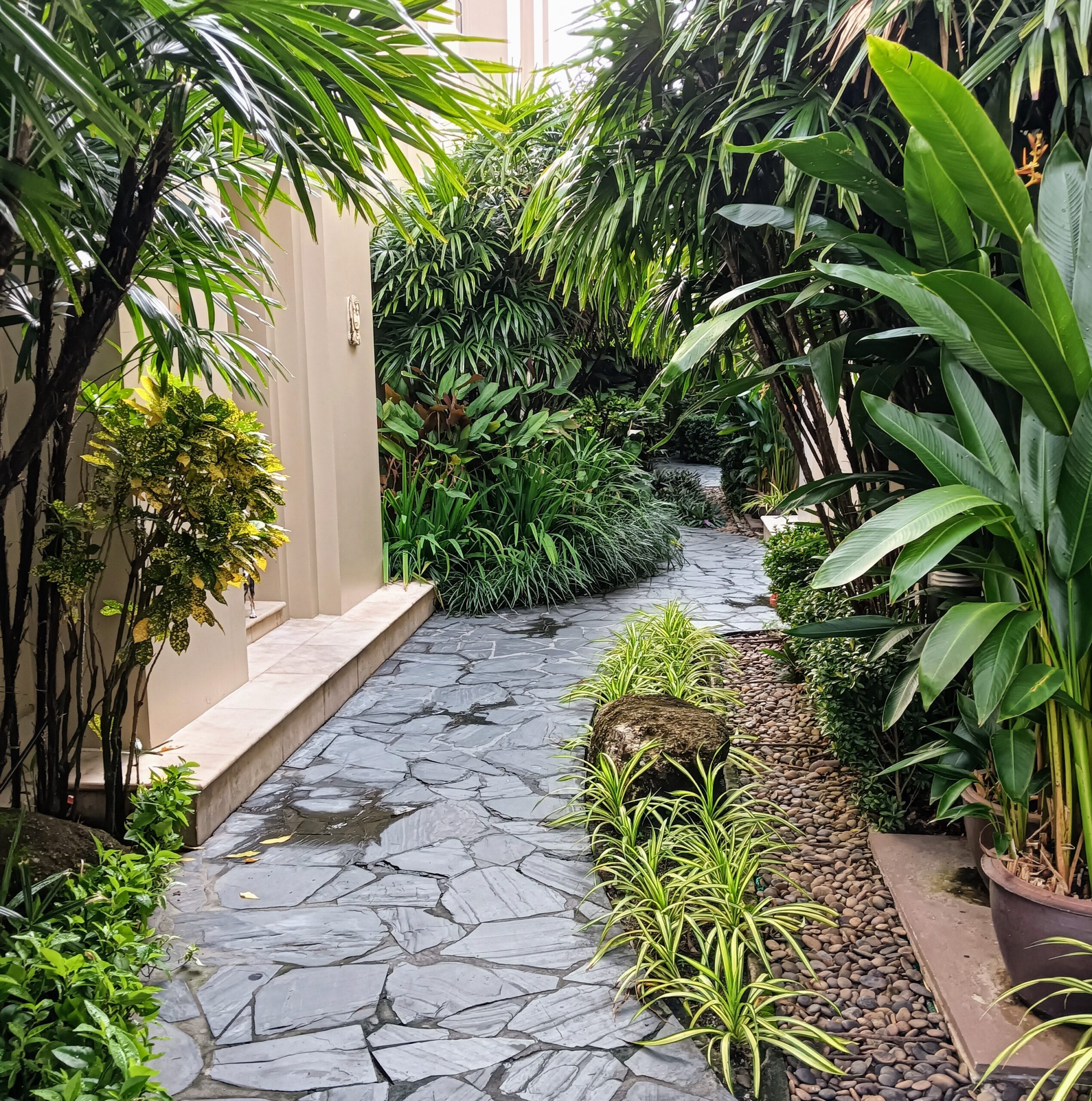 Garden pathway to your front door